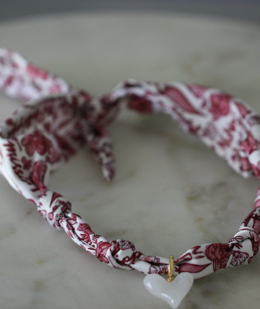 Starkville Tailgate Scarf Necklace - Heart Charm
