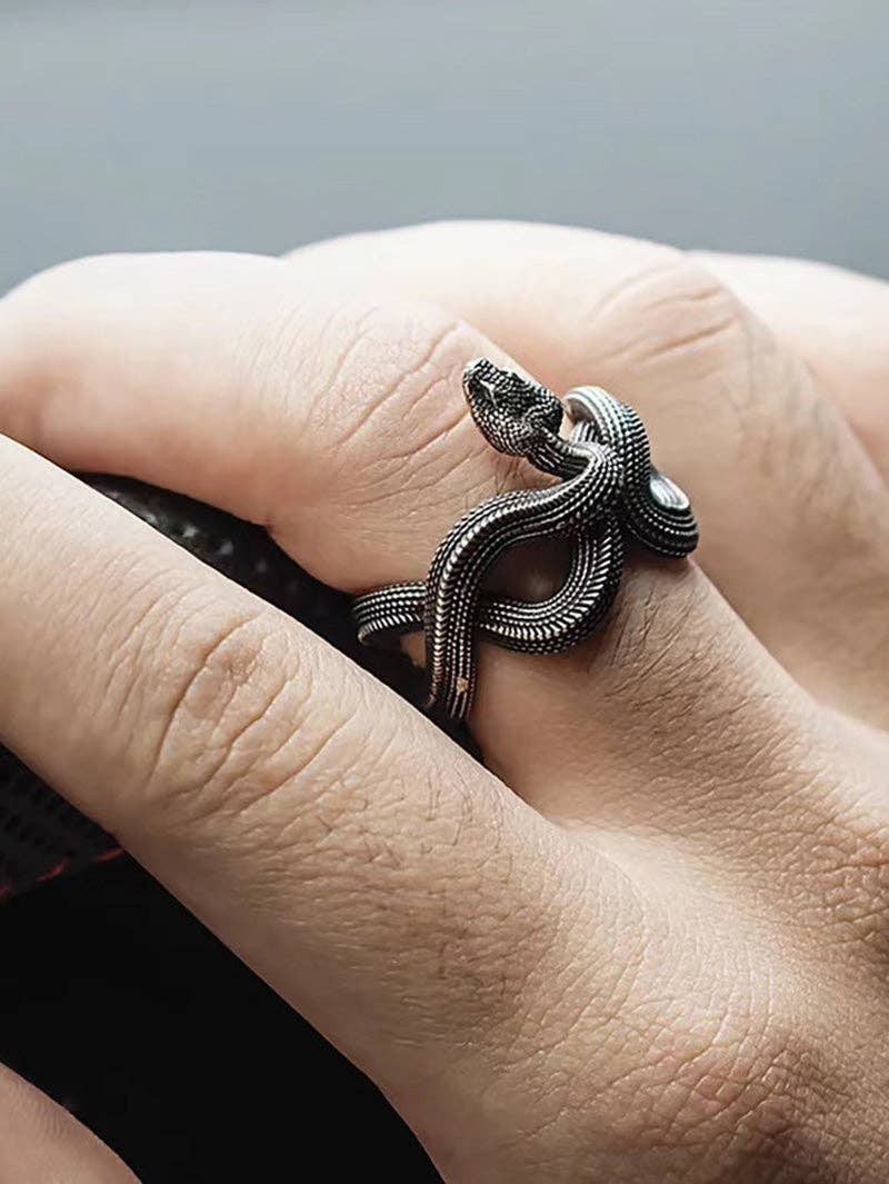 Tourtiwi - Python Ring Dark Punk Three-Dimensional Snake Ring