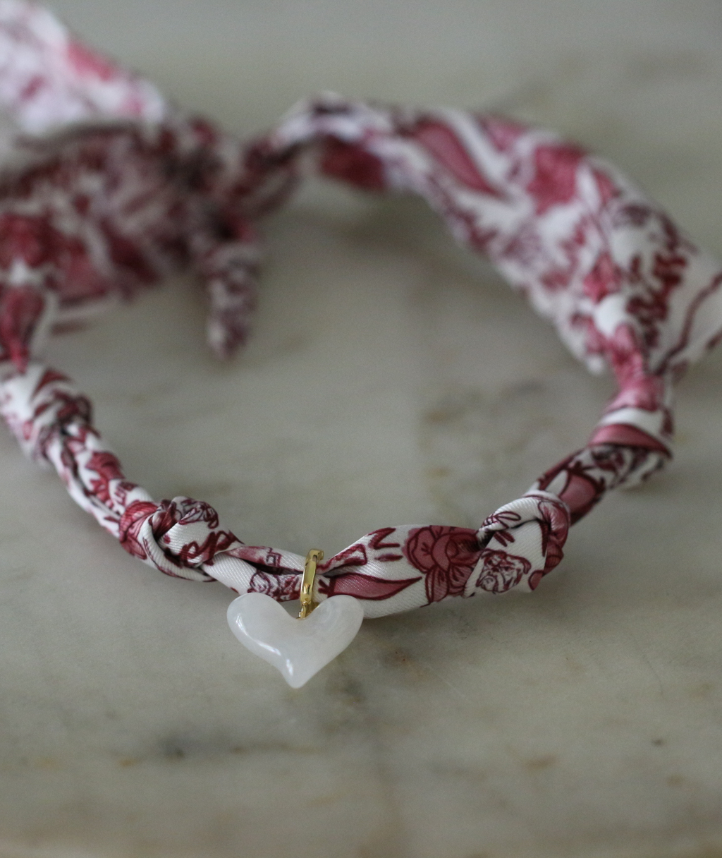 Starkville Tailgate Scarf Necklace - Heart Charm