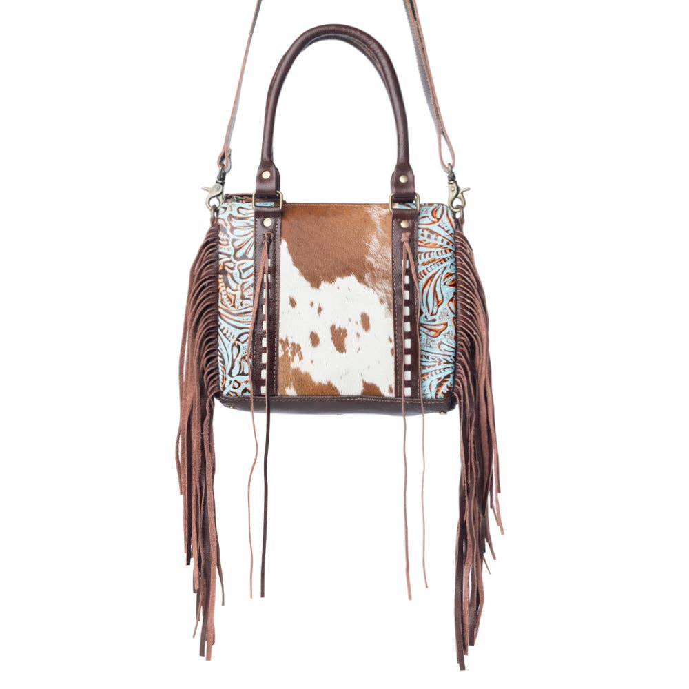 Fringe leather bag with a broad handle, perfect for everyday use and concealed carry.