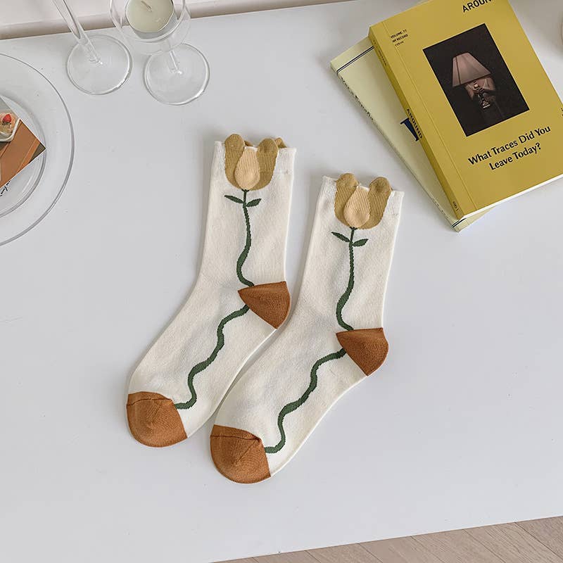 Brown retro flower breathable mid-tube women's socks