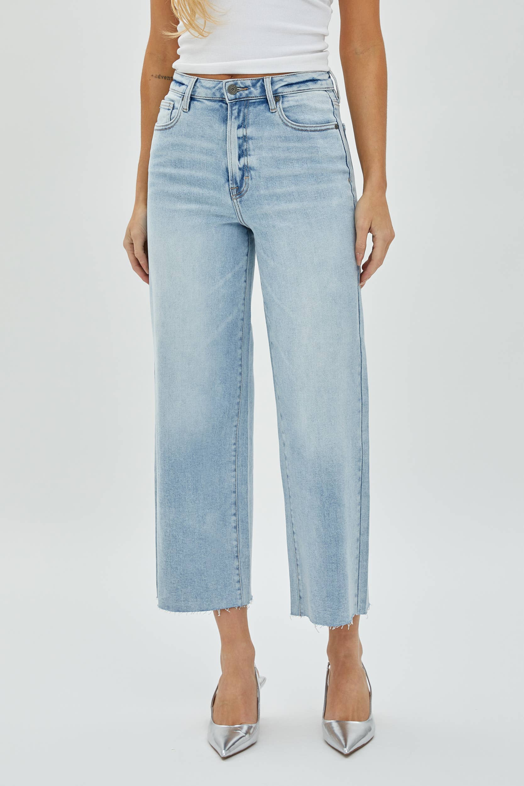 Hidden Jeans - Light Wash Clean Stretch Wideleg