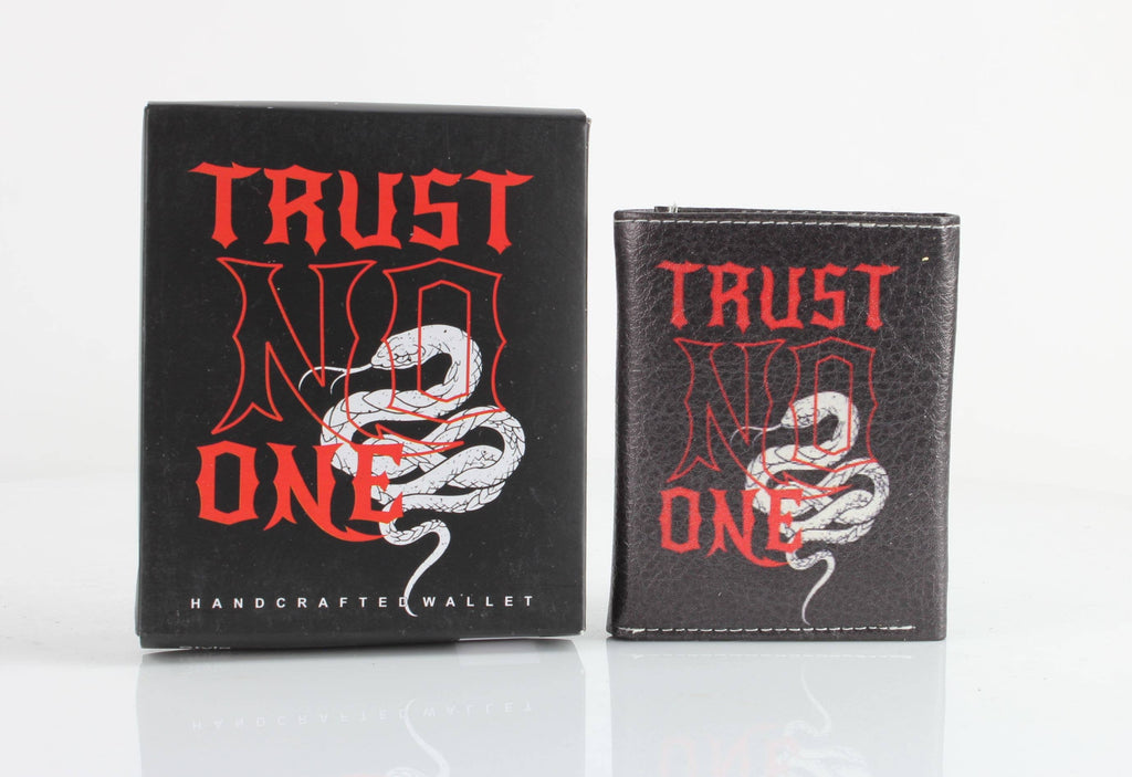 - Trust No One Print Vegan Leather Tri-fold Wallet