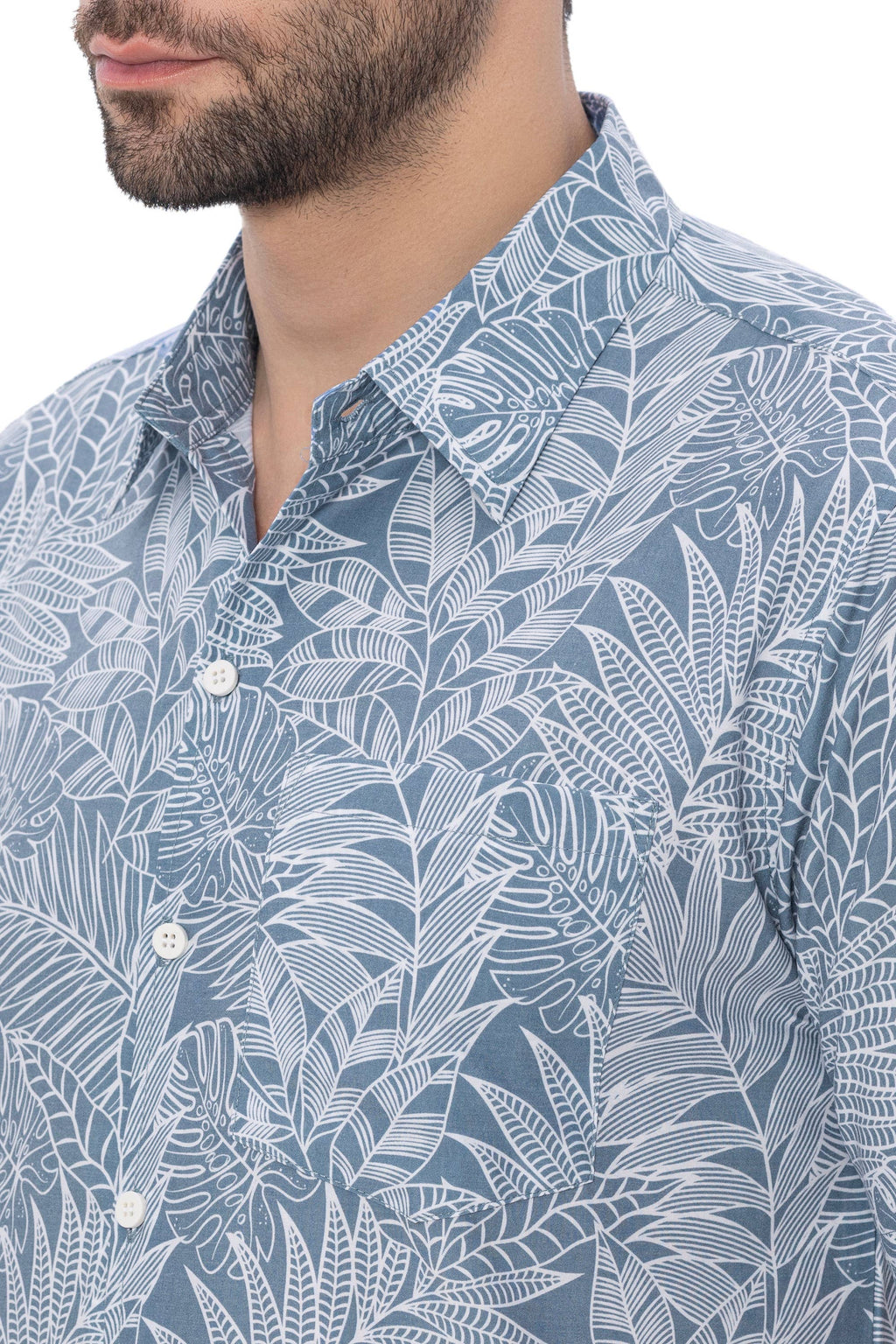 LA LEELA \ HAPPY BAY - HAPPY BAY Mens Hawaiian Shirts White Tropical Leafs P00372