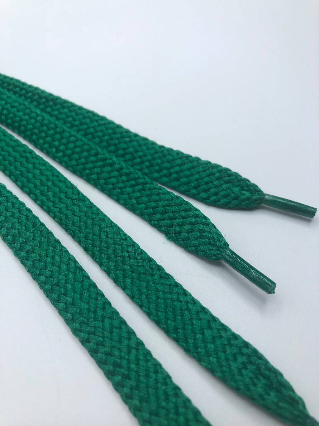 The Shoelace Factory - Solid Kelly Green Flat Shoelaces