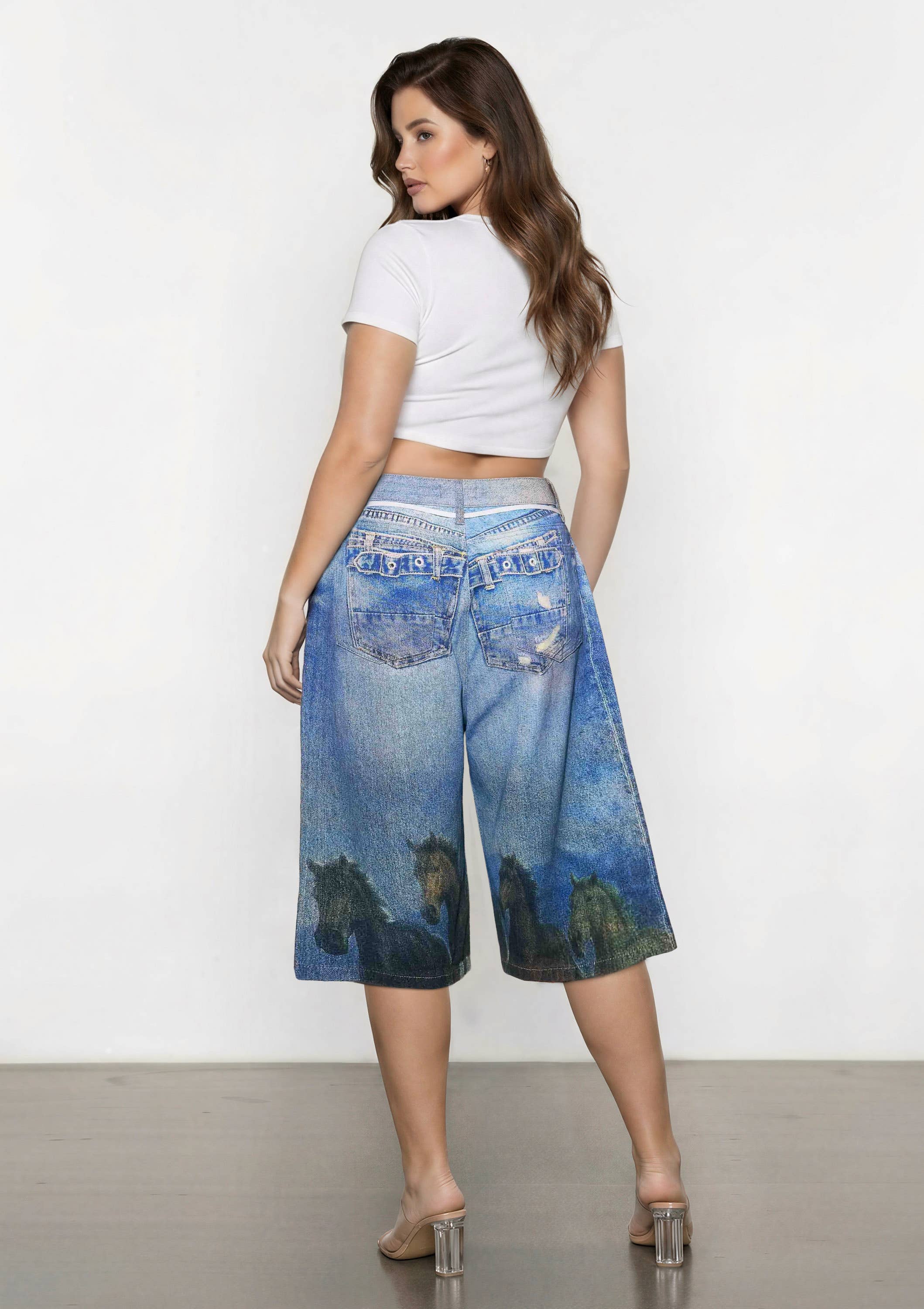 Vibrant M.i.U - Digital Horse Print Jorts