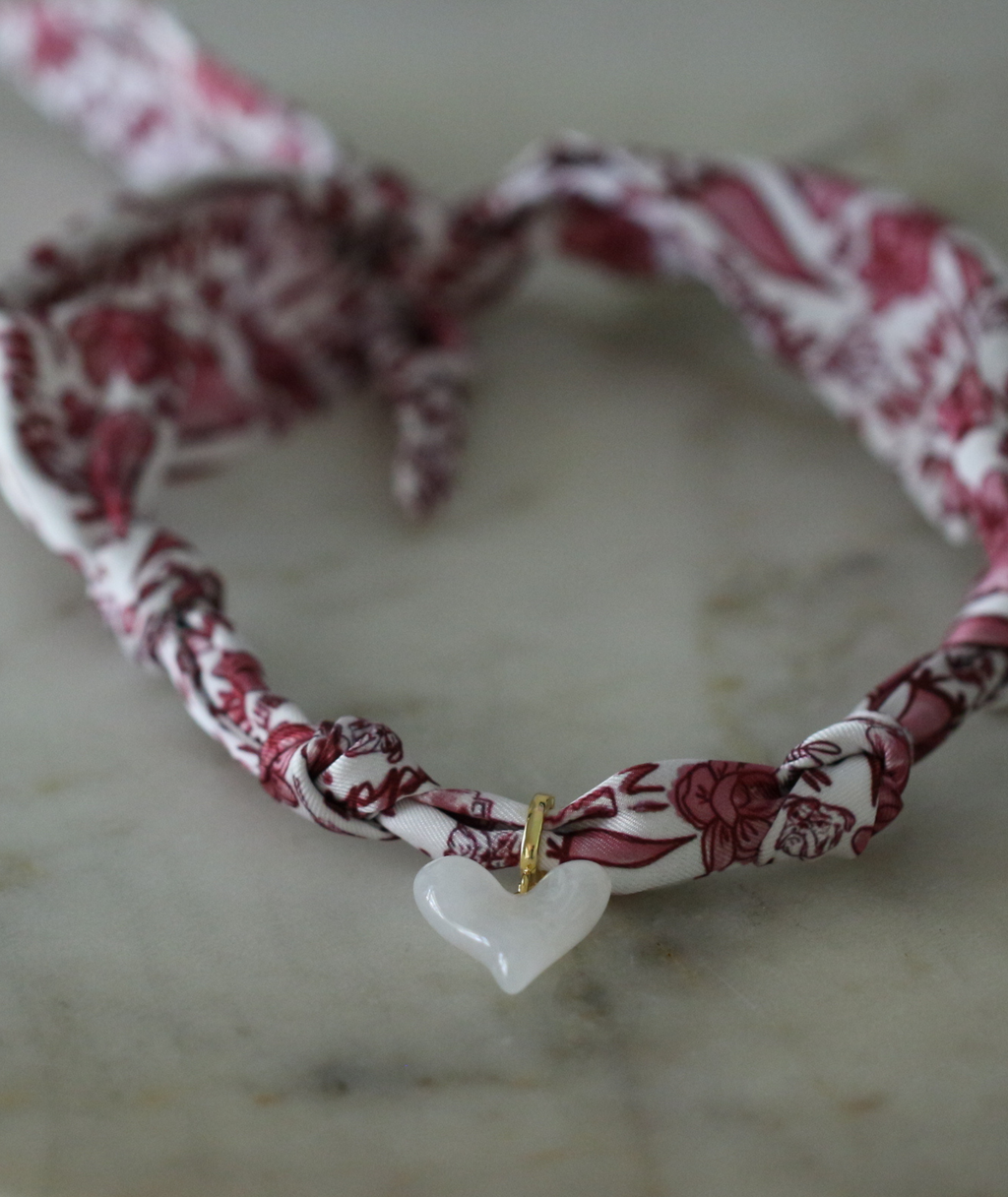 Starkville Tailgate Scarf Necklace - Heart Charm