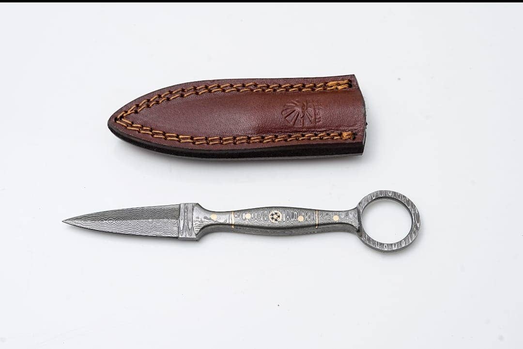 Titan International - Damascus Ring Knife