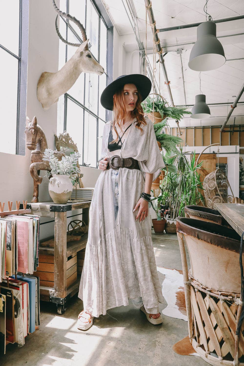 Leto Accessories - Summer Essential: Airy Paisley Drape Kimono 🌞 - 8 Colors
