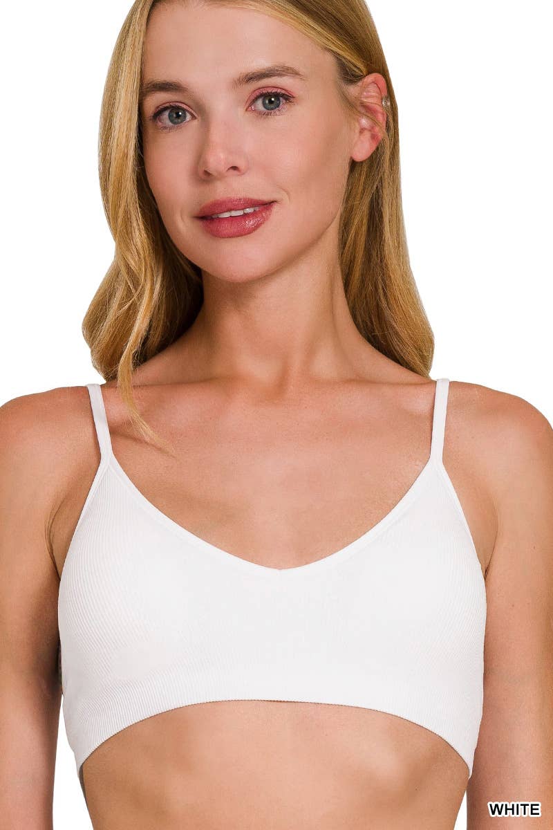 42POPS - SI-26564 Classic Bra With Adjustable Straps And Removable Br