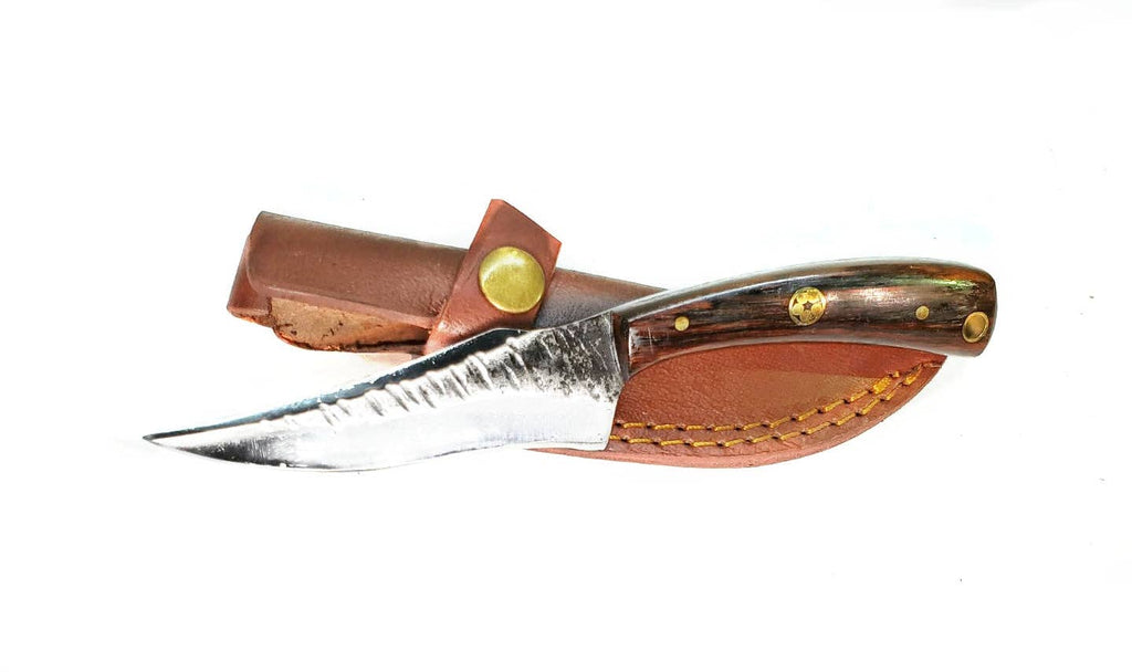 Titan International - TC-055 Carbon steel Black Walnut wood scales