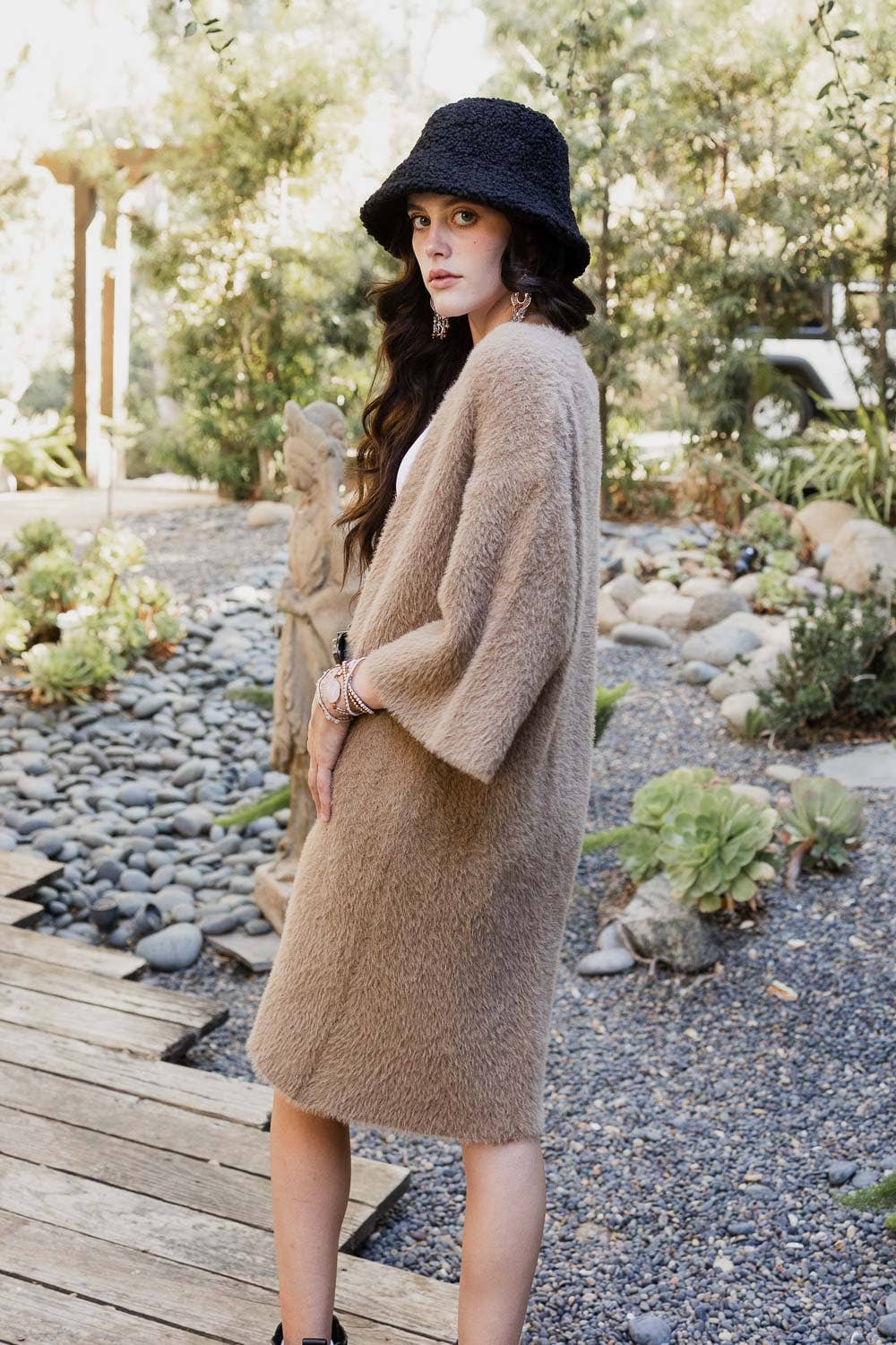 Leto Accessories - Luxe Faux Mohair Cardigan for Fall – Cozy & Elegant Warmth