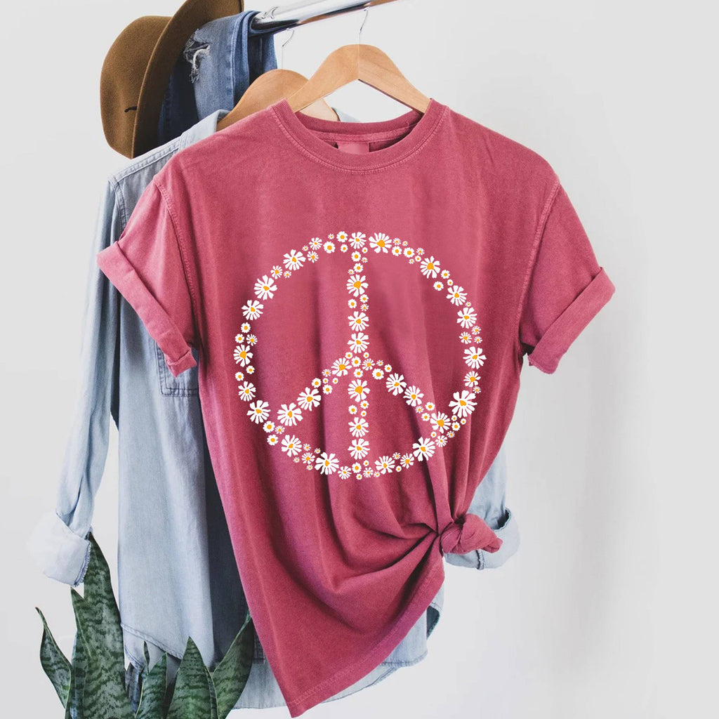STARCHIS - Peace Sign Daisy Flower Graphic Women's Comfort Tee