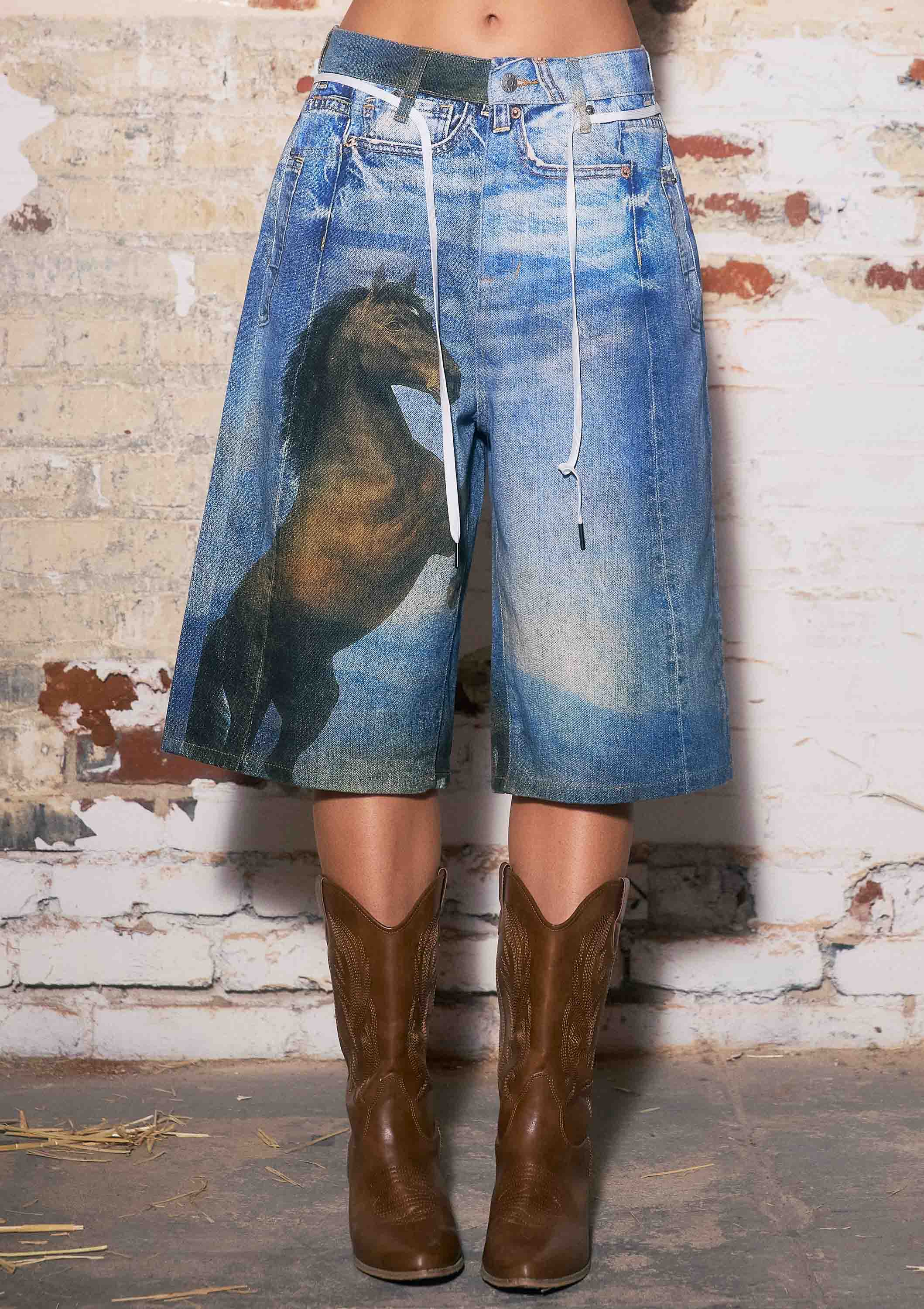 Vibrant M.i.U - Digital Horse Print Jorts