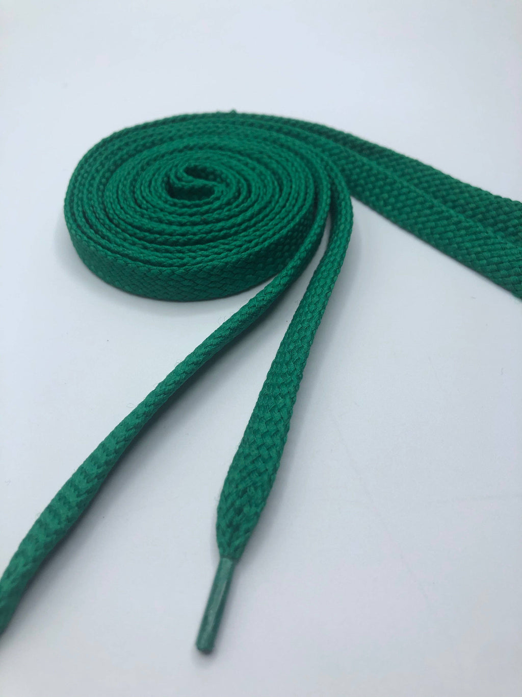 The Shoelace Factory - Solid Kelly Green Flat Shoelaces