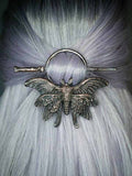 Tourtiwi - Moth Insect Hairpin