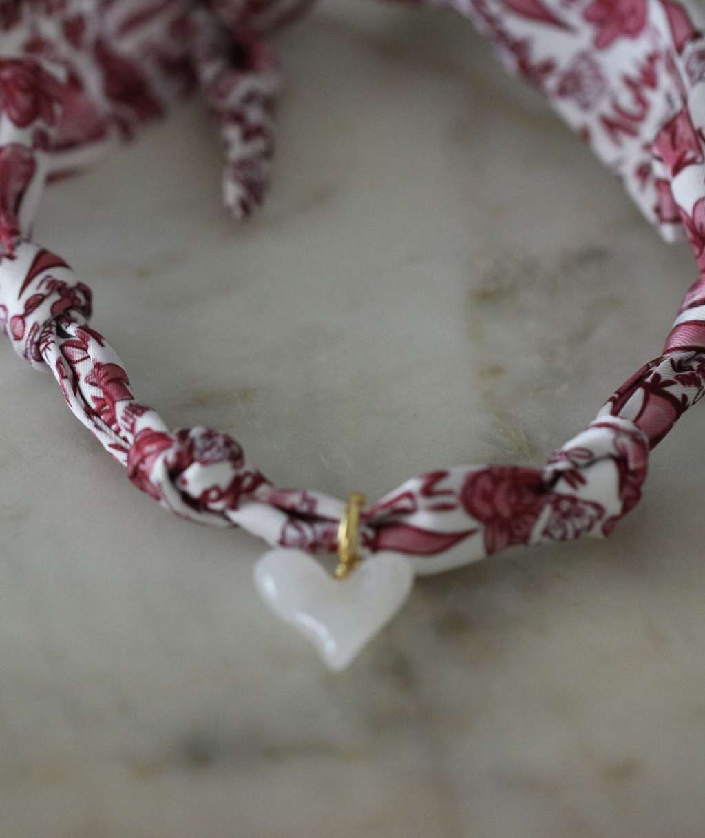 Starkville Tailgate Scarf Necklace - Heart Charm