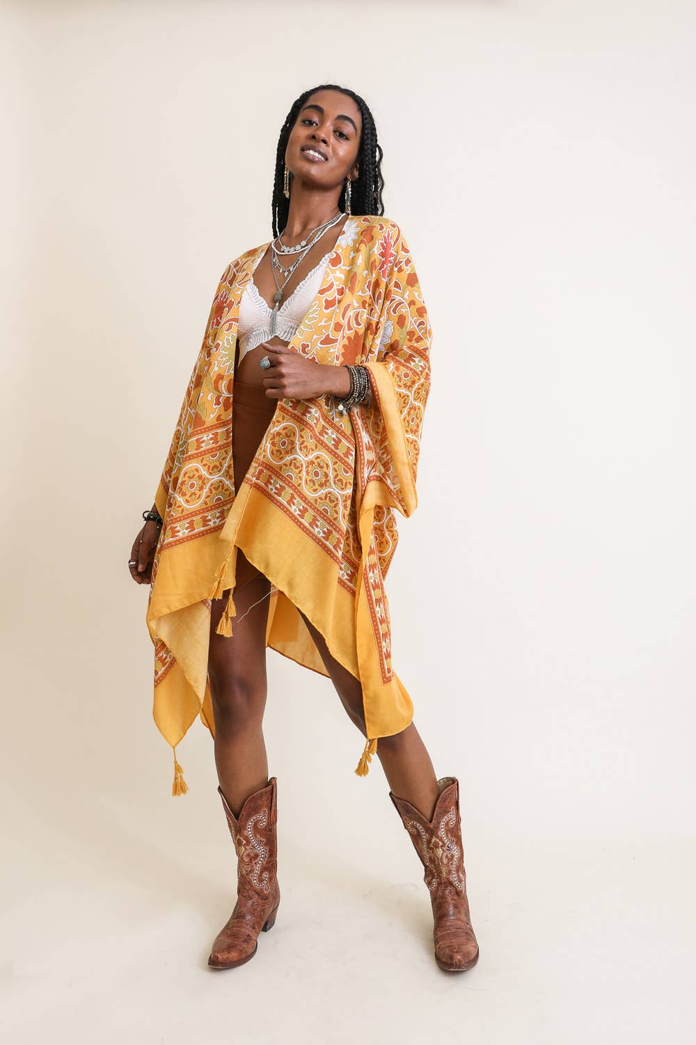 Leto Accessories - 🌞 Lightweight Moroccan Tassel Kimono – Versatile & Stylish
