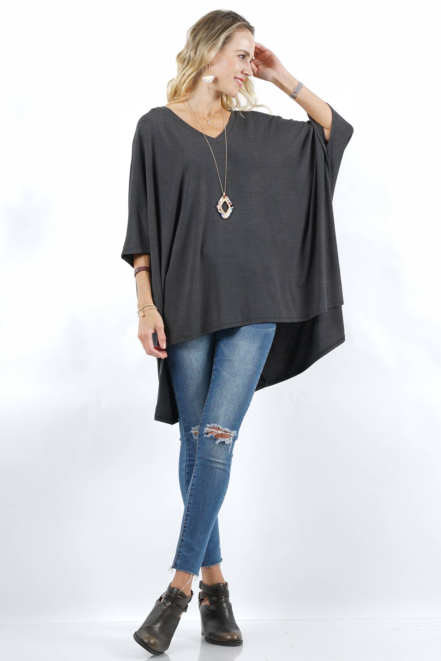 42POPS - CHARCOAL Premium fabric oversize v neck 1/2 sleeve poncho